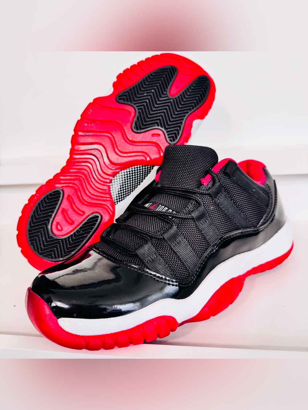 Air Jordan 11 Low Bred GS 6.5Y Preowned No Box | Women’s 8